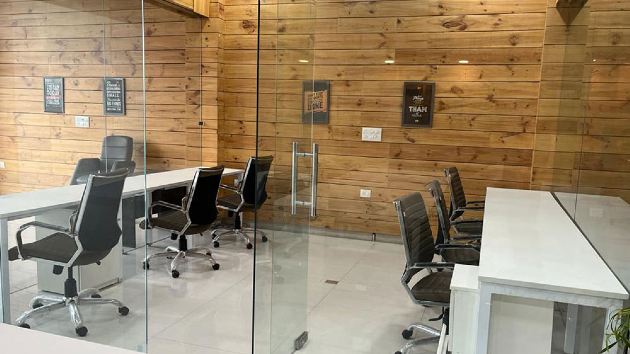 6 Seater Private Cabin