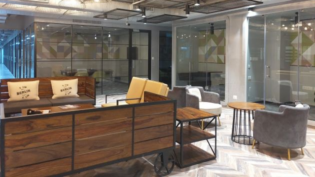 6 Seater Private Cabin