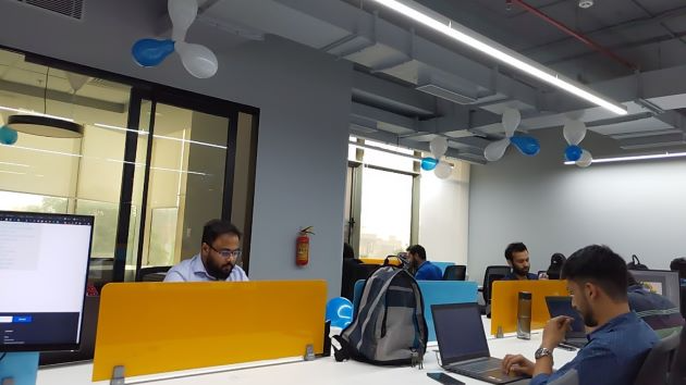 6 Seater Private Cabin