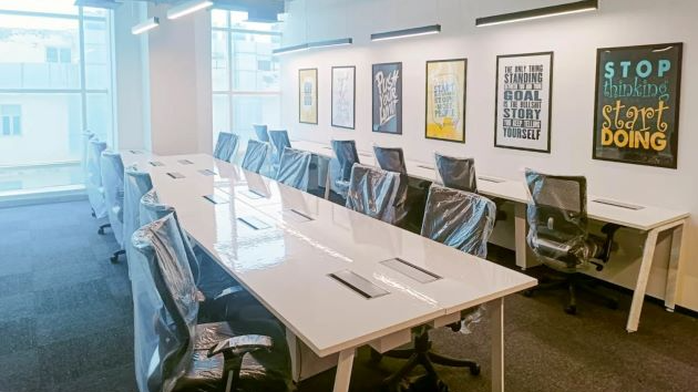 6 Seater Private Cabin