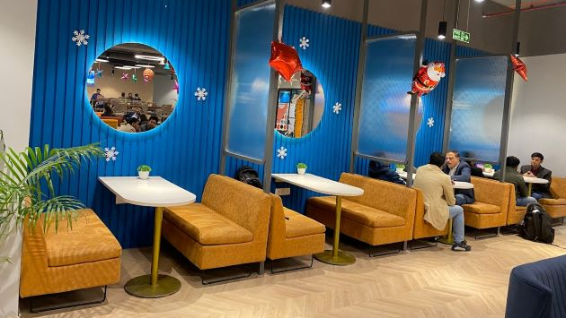 6 Seater Private Cabin