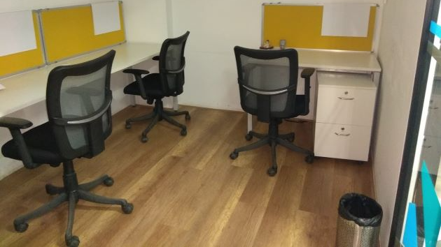 6 Seater Private Cabin