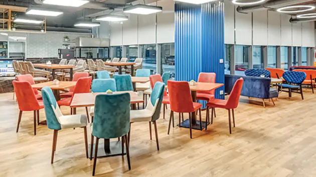 6 Seater Meeting Room