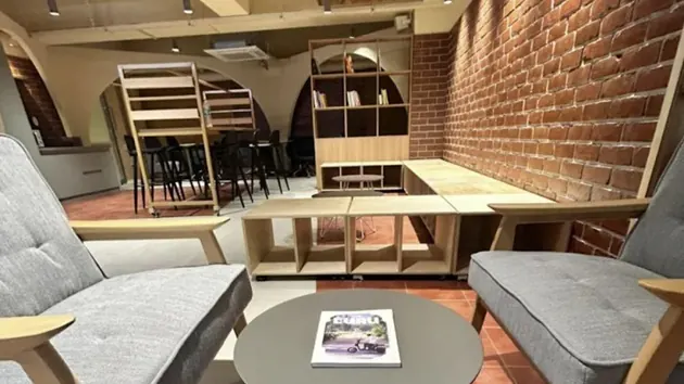 6 Seater Private Cabin in Sector 62 - India Accelerator Noida | GoOffice 8979