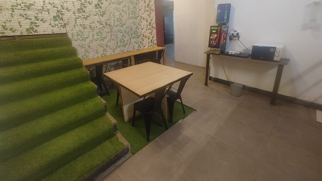 7 Seater Conference Room