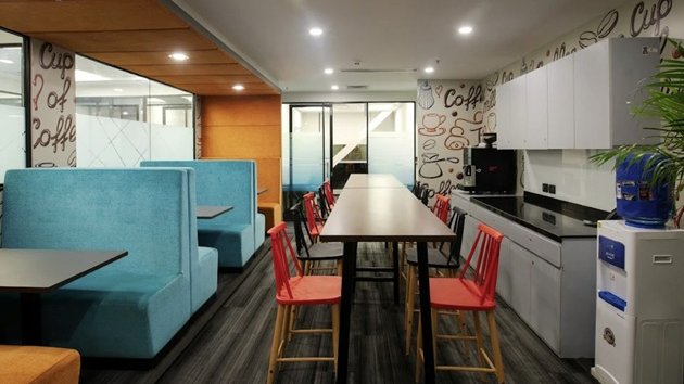 7 Seater Conference Room