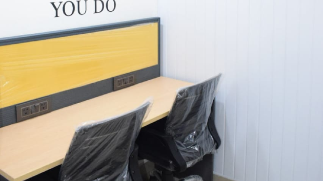 7 Seater Private Cabin