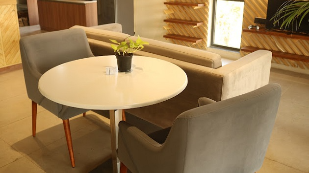 GoOffice 20784 7 Seater Private Cabin 