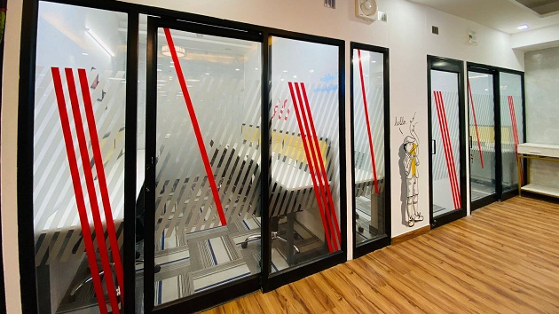 7 Seater Private Cabin