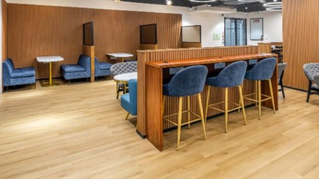 7 Seater Private Cabin