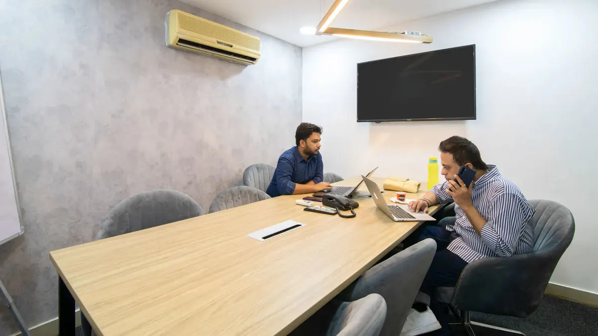 7 Seater Meeting Room in Nehru Place - Rworkspaces | GoSpace 7447