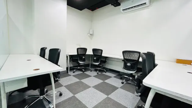 7 Seater Private Cabin in Kharadi - CreateX Coworking space | GoOffice 6308