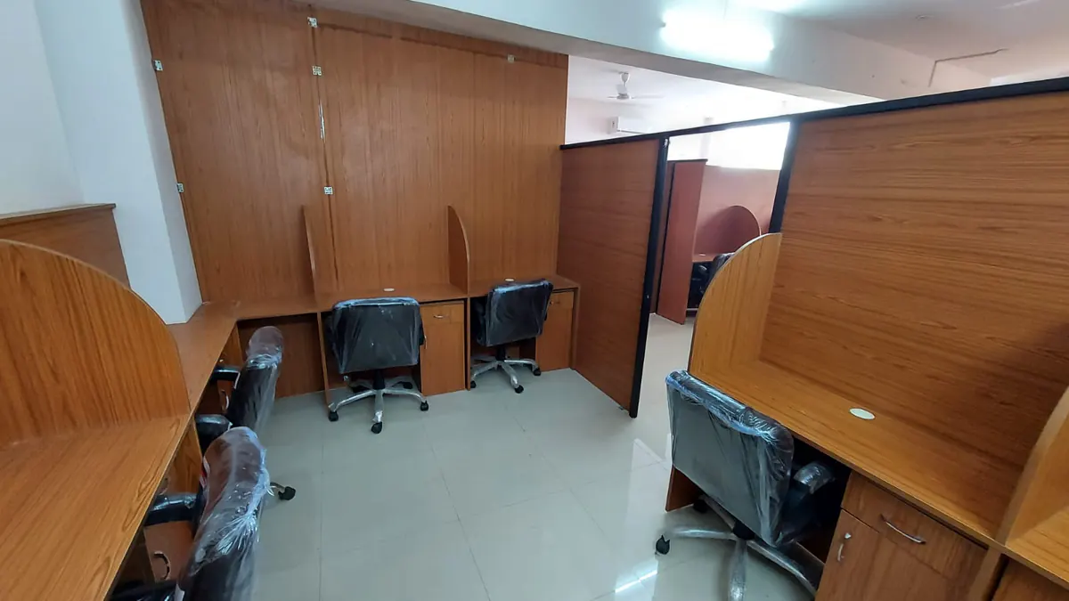 7 Seater Private Cabin in Najafgarh - Master Space | GoOffice 7233