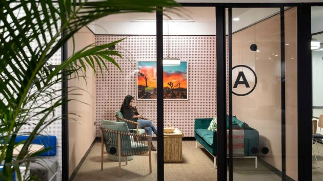 8 Seater Private Cabin