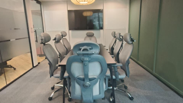 8 Seater Conference Room