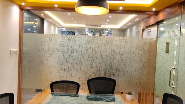 8 Seater Conference Room