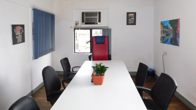 GoSpace 4305 8 Seater Conference Room