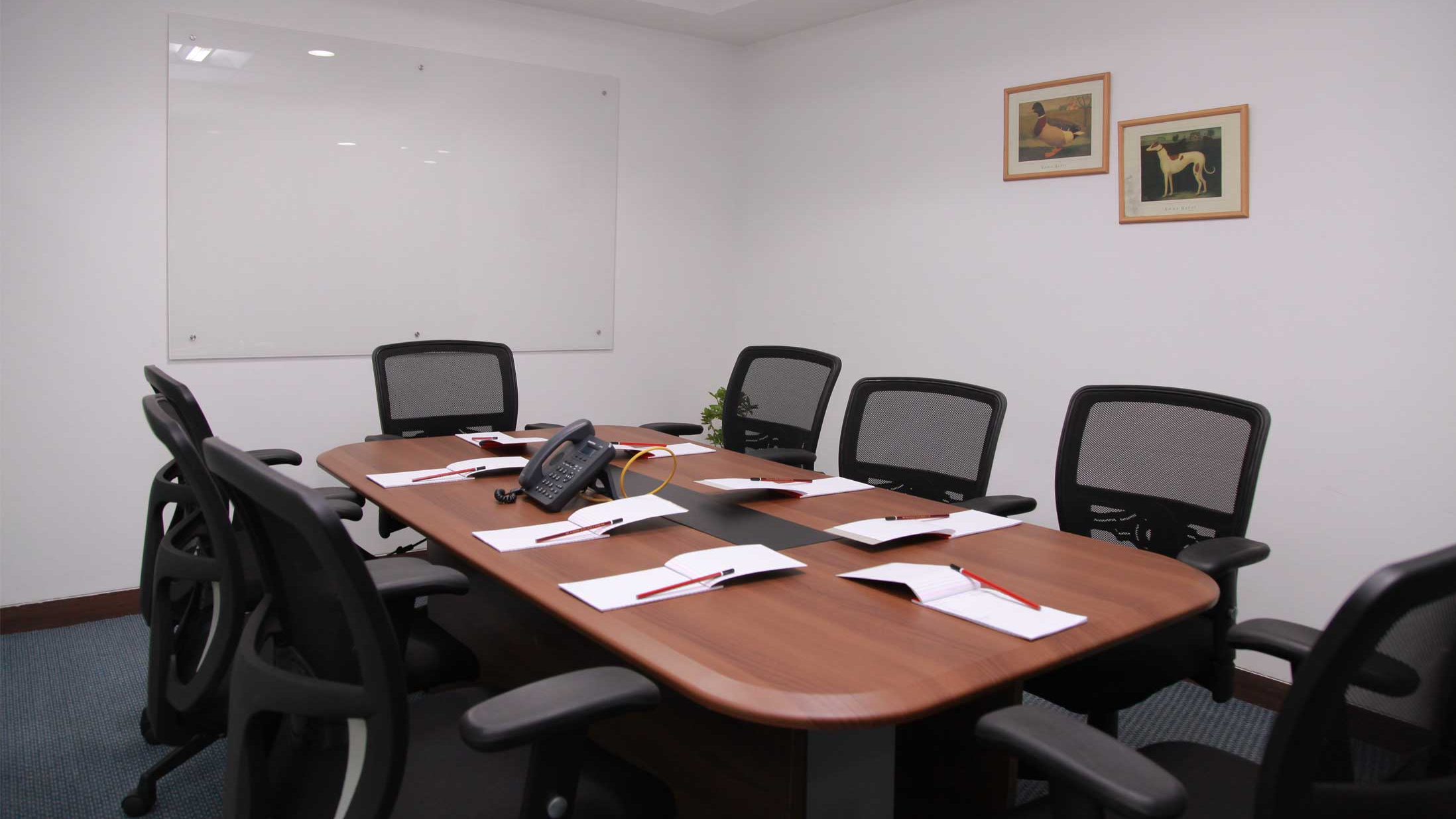 GoSpace 3238 8 Seater Conference Room
