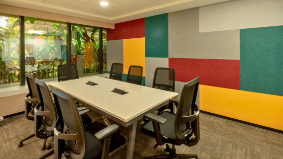GoSpace 20707 8 Seater Meeting Room