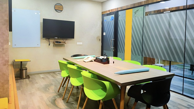 8 Seater Conference Room