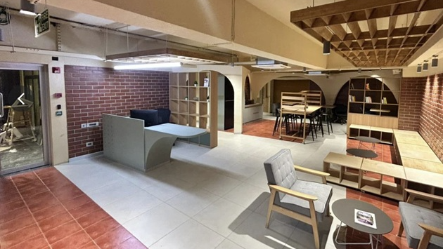 8 Seater Conference Room