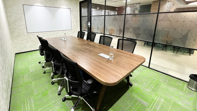 8 Seater Conference Room