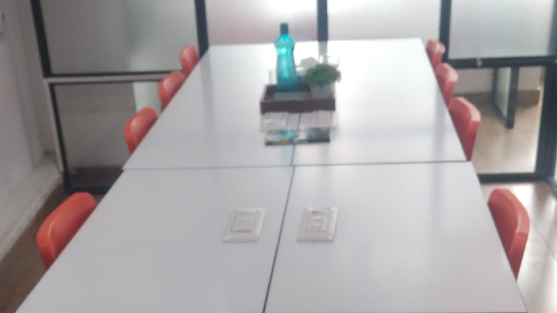 8 Seater Meeting Room