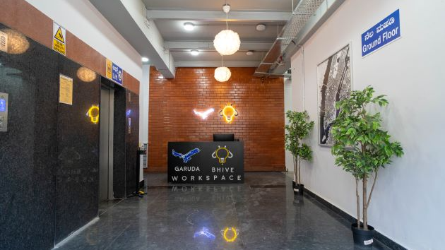 8 Seater Meeting Room