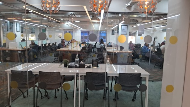 8 Seater Meeting Room