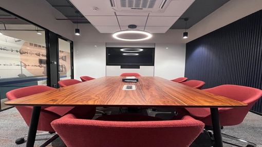GoSpace 1930 8 Seater Meeting Room