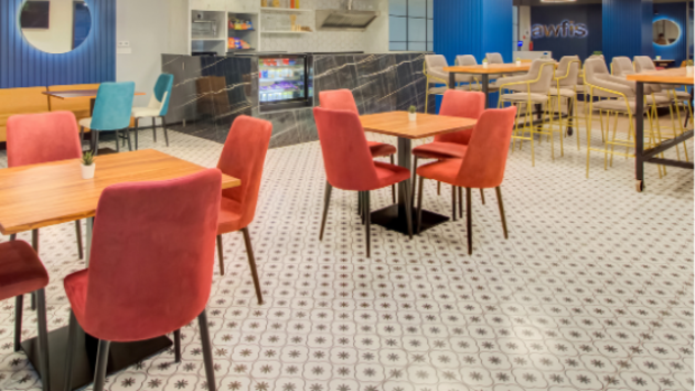 8 Seater Meeting Room