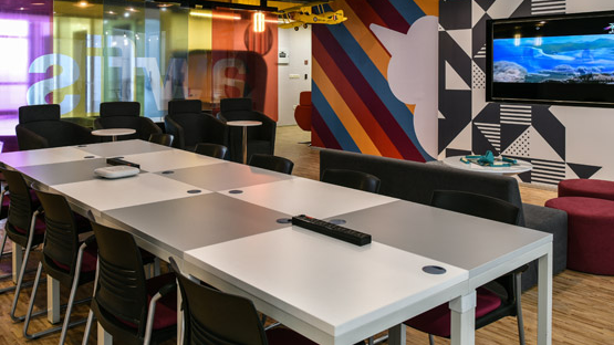 8 Seater Meeting Room