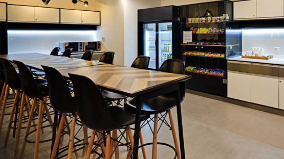 8 Seater Meeting Room