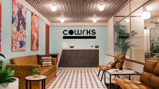 8 Seater Meeting Room