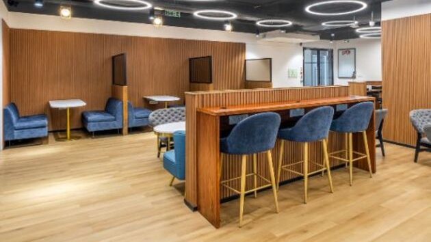 8 Seater Meeting Room