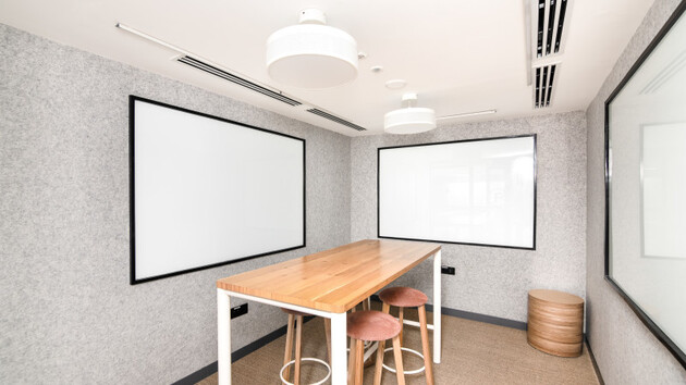8 Seater Meeting Room