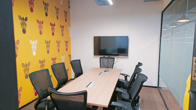8 Seater Meeting Room