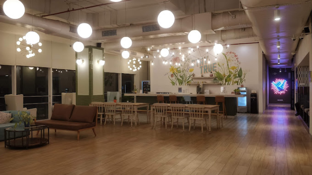 undefined 8 Seater Meeting Room