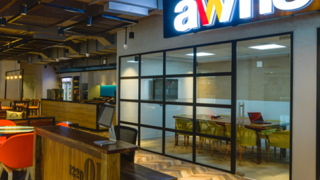 8 Seater Private Cabin