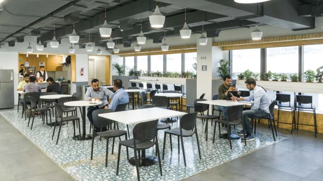 8 Seater Private Cabin