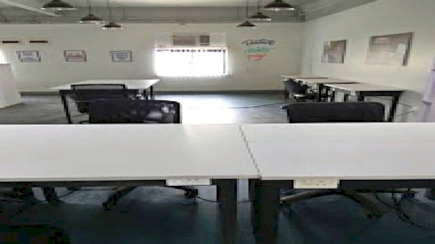 8 Seater Private Cabin