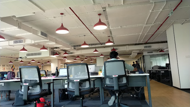 8 Seater Private Cabin