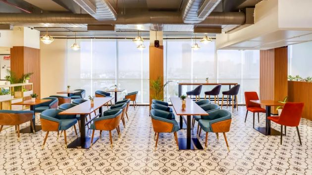 8 Seater Private Cabin