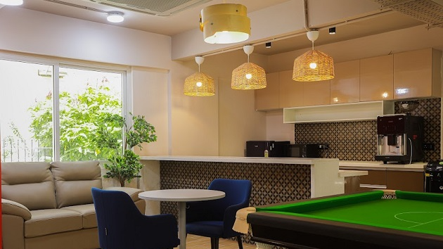 8 Seater Private Cabin 