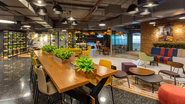 8 Seater Private Cabin