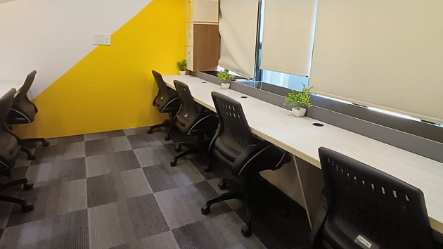 8 Seater Private Cabin