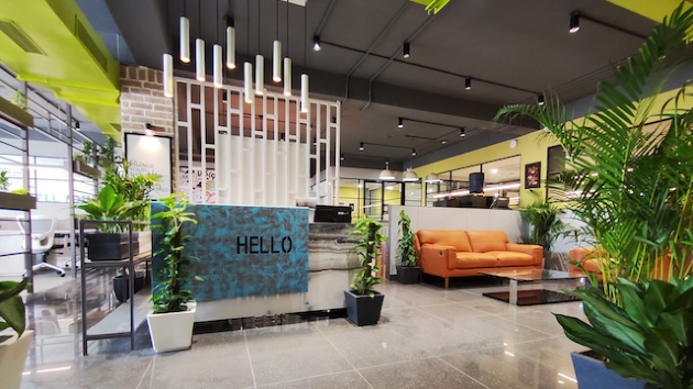 8 Seater Private Cabin