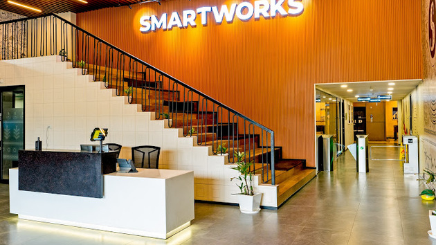 8 Seater Private Cabin