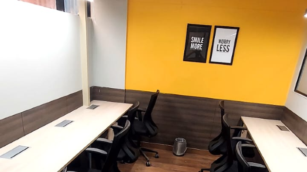 8 Seater Private Cabin