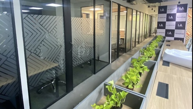 8 Seater Private Cabin